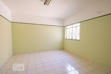 Sala de casa para alugar com 4 quartos, 240m² em Vila Bertioga, São Paulo