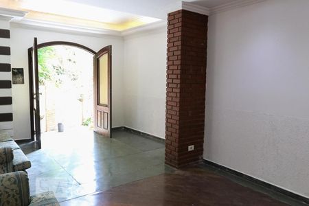 Sala de casa à venda com 4 quartos, 275m² em Centro, Diadema