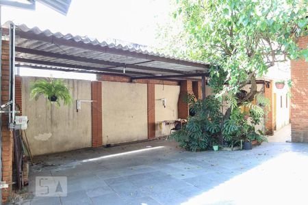 Garagem de casa à venda com 4 quartos, 275m² em Centro, Diadema