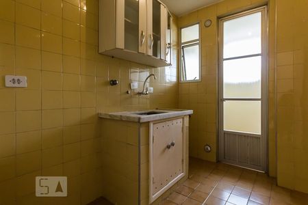 Cozinha de apartamento à venda com 1 quarto, 38m² em Perdizes, São Paulo