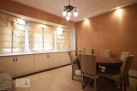 Sala de Jantar de casa à venda com 5 quartos, 700m² em Jardim Guedala, São Paulo