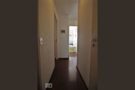 Corredor de apartamento à venda com 4 quartos, 145m² em Lar São Paulo, São Paulo