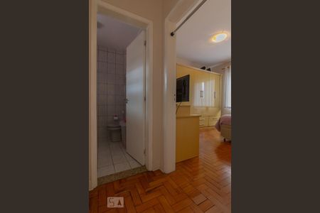 Corredor de apartamento à venda com 1 quarto, 47m² em Cambuci, São Paulo