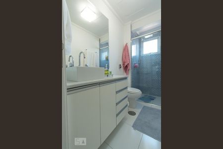 Banheiro Social de apartamento para alugar com 2 quartos, 50m² em Campo Belo, São Paulo