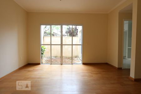 sala de casa de condomínio à venda com 3 quartos, 145m² em Jardim Monte Kemel, São Paulo