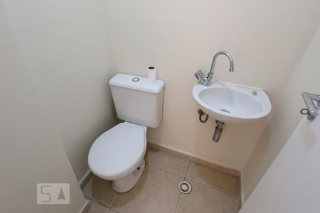 lavabo de casa de condomínio à venda com 3 quartos, 145m² em Jardim Monte Kemel, São Paulo