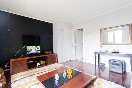 Sala de apartamento para alugar com 3 quartos, 85m² em Cerqueira César, São Paulo
