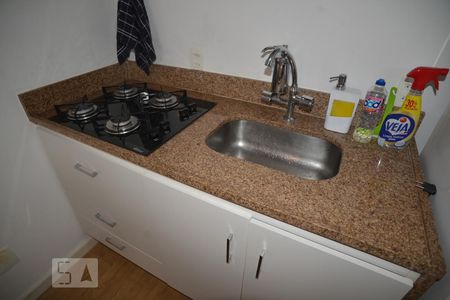 Cozinha de kitnet/studio à venda com 1 quarto, 21m² em Botafogo, Rio de Janeiro