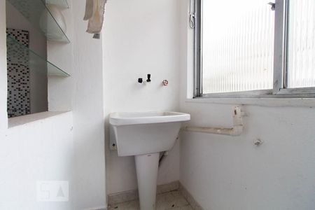 Área de Serviço de apartamento à venda com 2 quartos, 45m² em Cristal, Porto Alegre