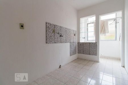 Cozinha de apartamento à venda com 2 quartos, 45m² em Cristal, Porto Alegre