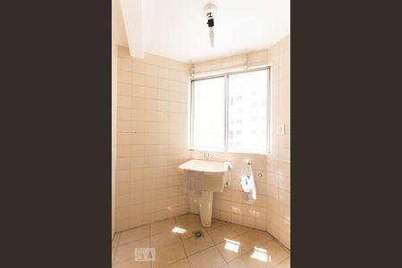 Área de Serviço de apartamento para alugar com 2 quartos, 72m² em Setor Bela Vista, Goiânia