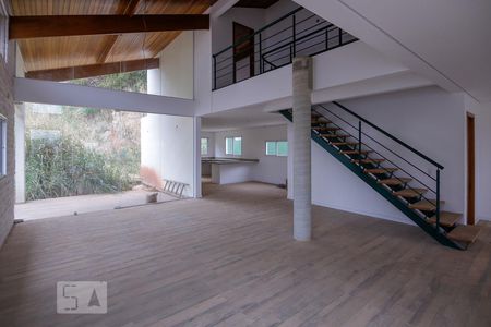 Sala de Estar de casa à venda com 4 quartos, 320m² em Vila Romana, São Paulo