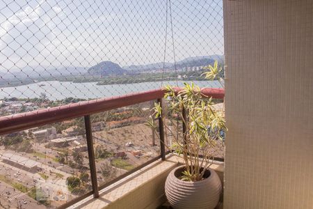 Varanda de apartamento para alugar com 2 quartos, 69m² em Barra da Tijuca, Rio de Janeiro