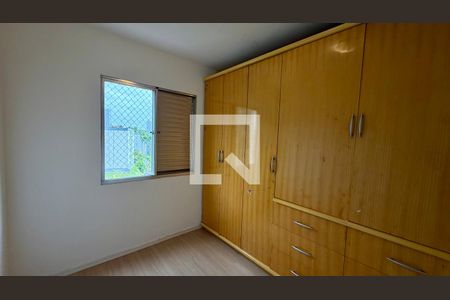 Quarto 2 de apartamento para alugar com 3 quartos, 64m² em Jardim Jaqueline, São Paulo
