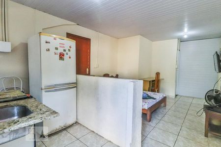 Quarto / Cozinha de kitnet/studio para alugar com 1 quarto, 25m² em Curicica, Rio de Janeiro