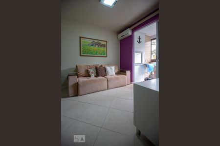 Sala de apartamento para alugar com 2 quartos, 75m² em João Paulo, Florianópolis