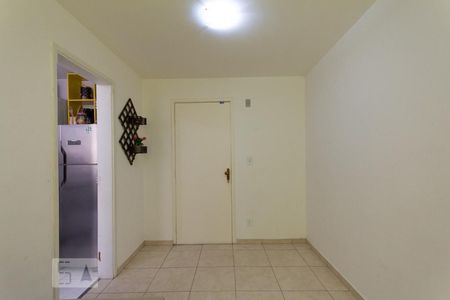 Sala de apartamento para alugar com 2 quartos, 50m² em Paraisópolis, São Paulo