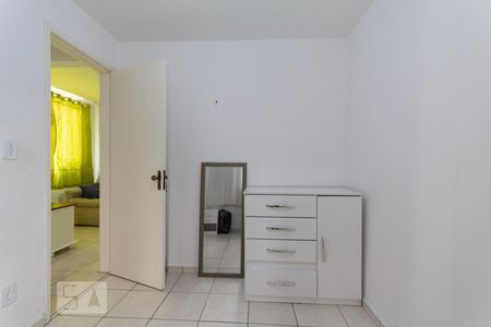 Quaro 1 de apartamento para alugar com 2 quartos, 50m² em Paraisópolis, São Paulo