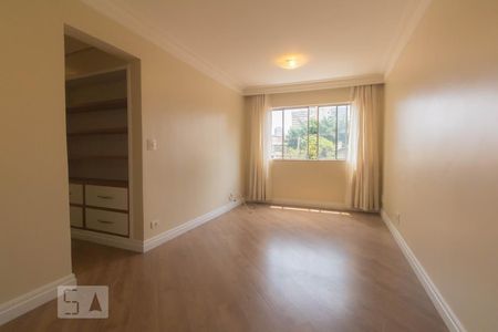 Sala de apartamento para alugar com 2 quartos, 70m² em Jardim das Acácias, São Paulo