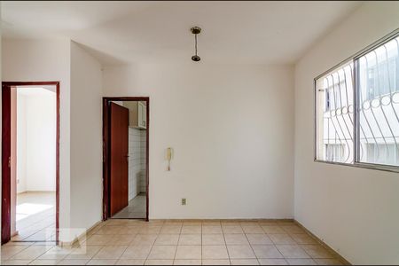 Sala de apartamento à venda com 2 quartos, 55m² em Horto, Belo Horizonte