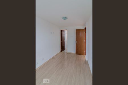 Quarto 02 com Suite  de apartamento para alugar com 2 quartos, 110m² em Vila Guiomar, Santo André