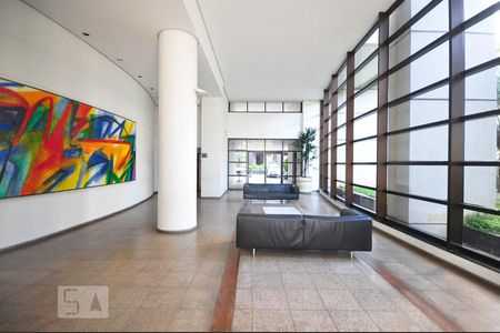 Apartamento para alugar com 195m², 2 quartos e 3 vagas Apartamento para alugar com 195m², 2 quartos e 3 vagasHall Social