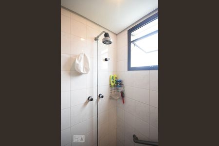 Apartamento para alugar com 195m², 2 quartos e 3 vagas Apartamento para alugar com 195m², 2 quartos e 3 vagasDetalhe do Banheiro Suíte 2