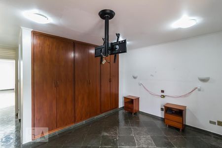 Suíte 1 de casa para alugar com 4 quartos, 240m² em Vila Anglo Brasileira, São Paulo