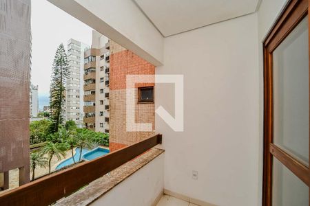 Sacada da Sala de apartamento à venda com 2 quartos, 120m² em Bela Vista, Porto Alegre