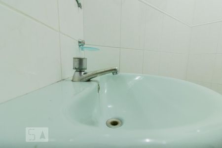 Lavabo de casa para alugar com 3 quartos, 200m² em Jardim Las Vegas, Santo André