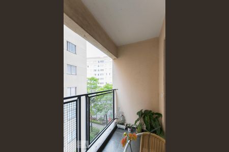 Varanda de apartamento para alugar com 3 quartos, 70m² em Jardim Santa Emília, São Paulo