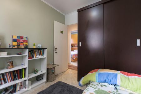 Quarto 1 de apartamento para alugar com 3 quartos, 70m² em Jardim Santa Emília, São Paulo