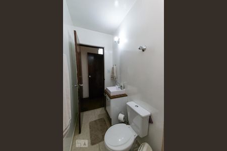 Banheiro da Suíte de casa para alugar com 3 quartos, 150m² em Vila Olímpia, São Paulo
