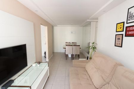 Sala de apartamento para alugar com 2 quartos, 70m² em Freguesia (jacarepaguá), Rio de Janeiro