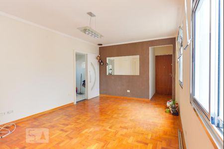 Apartamento para alugar com 100m², 2 quartos e 1 vagaSala