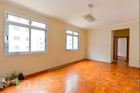 Apartamento para alugar com 100m², 2 quartos e 1 vagaSala