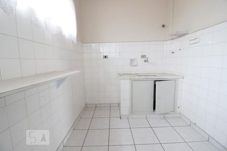 Cozinha de apartamento para alugar com 1 quarto, 50m² em Água Fria, São Paulo