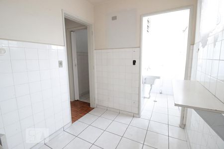 Cozinha de apartamento para alugar com 1 quarto, 50m² em Água Fria, São Paulo