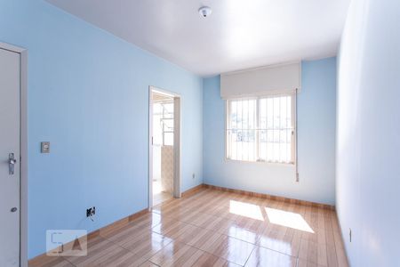 Sala de apartamento para alugar com 1 quarto, 66m² em Medianeira, Porto Alegre