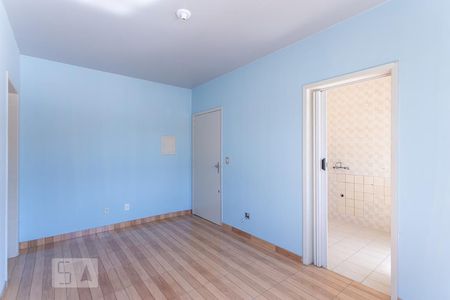 Sala de apartamento para alugar com 1 quarto, 66m² em Medianeira, Porto Alegre