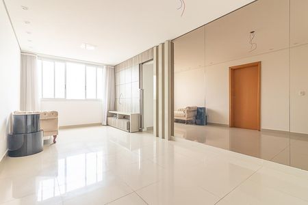 Sala de apartamento à venda com 3 quartos, 82m² em Nova Floresta, Belo Horizonte