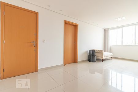 Sala de apartamento à venda com 3 quartos, 82m² em Nova Floresta, Belo Horizonte
