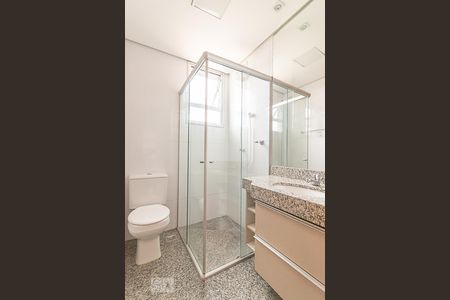 Banheiro de apartamento à venda com 3 quartos, 82m² em Nova Floresta, Belo Horizonte