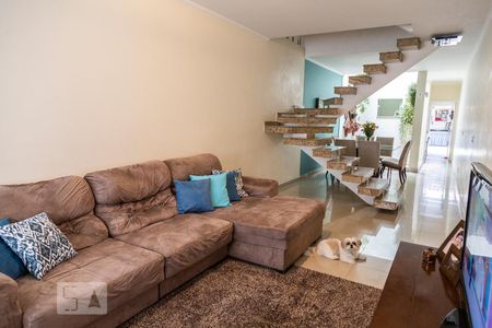 Sala de casa para alugar com 3 quartos, 217m² em Vila Nova Savoia, São Paulo