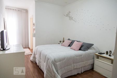 Suíte 1 de casa para alugar com 3 quartos, 217m² em Vila Nova Savoia, São Paulo