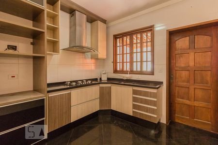 Cozinha de casa à venda com 2 quartos, 200m² em Vila Humaitá, Santo André