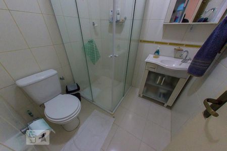 Banheiro  de apartamento para alugar com 1 quarto, 42m² em Nonoai, Porto Alegre
