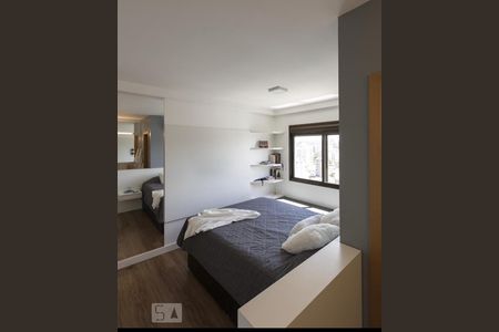 Apartamento para alugar com 2 quartos, 80m² em Passo da Areia, Porto Alegre