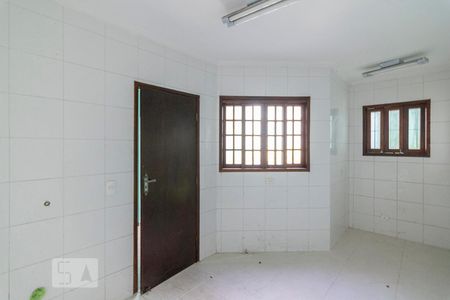 Casa à venda com 220m², 4 quartos e 5 vagas Casa à venda com 220m², 4 quartos e 5 vagasÁrea de Serviço