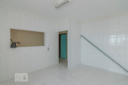 Casa à venda com 220m², 4 quartos e 5 vagas Casa à venda com 220m², 4 quartos e 5 vagasCozinha